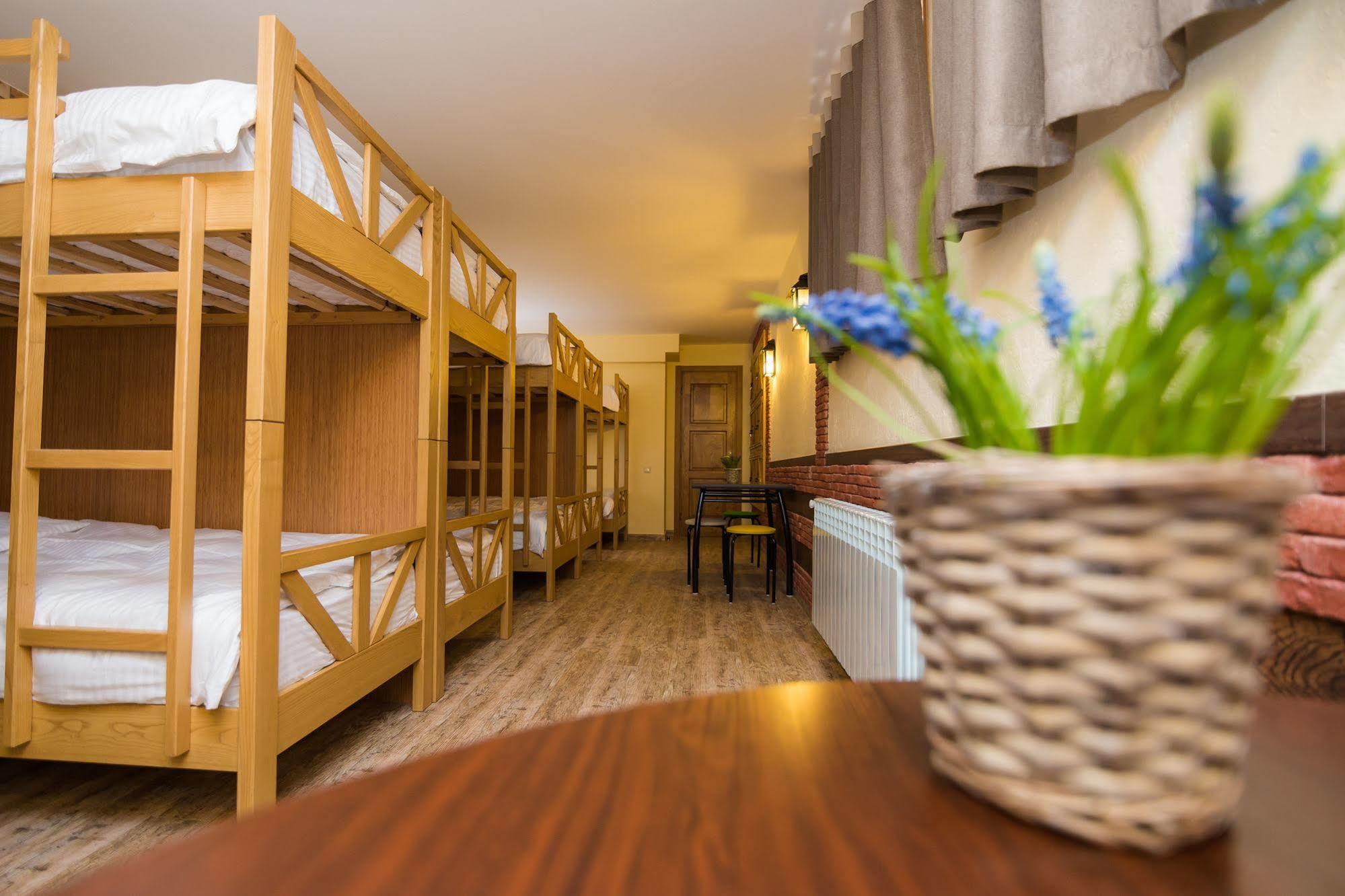 טביליסי Metekhi'S Galavani Hotel מראה חיצוני תמונה